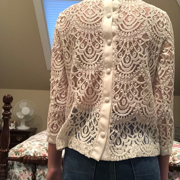 Banana Republic lace top - Picture 2 of 2
